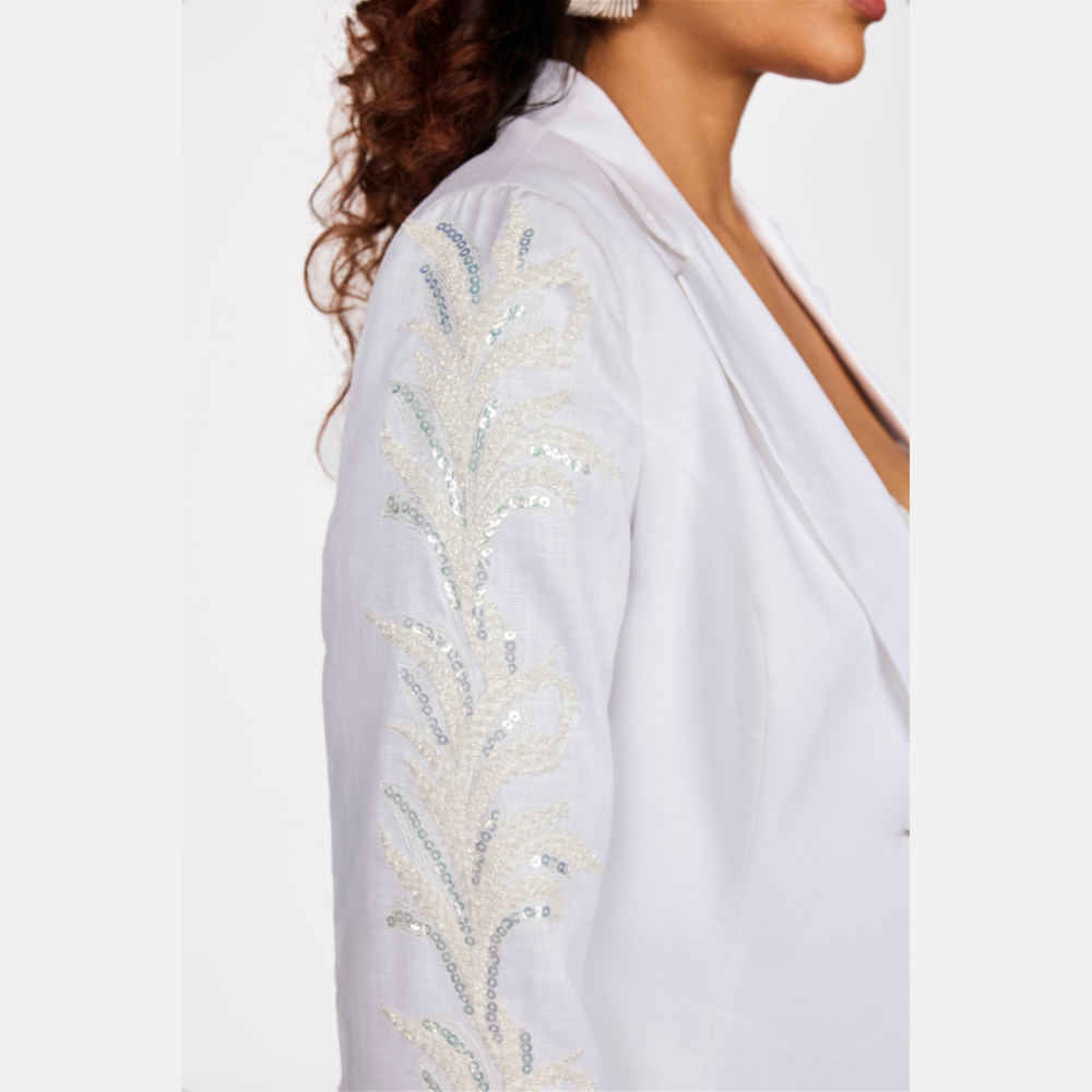 WHITE EMBROIDERED JACKET