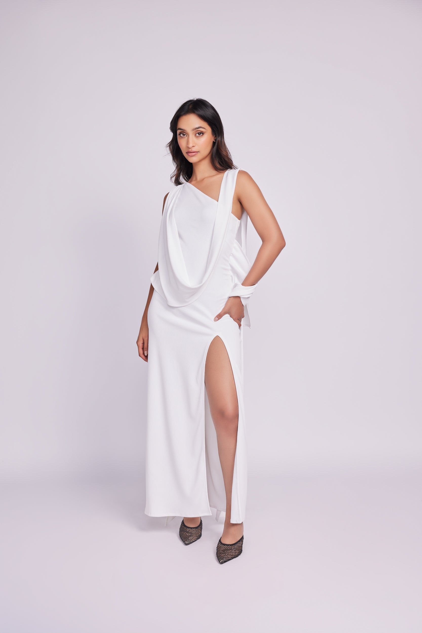 ONE SHOULDER WHITE DRESS