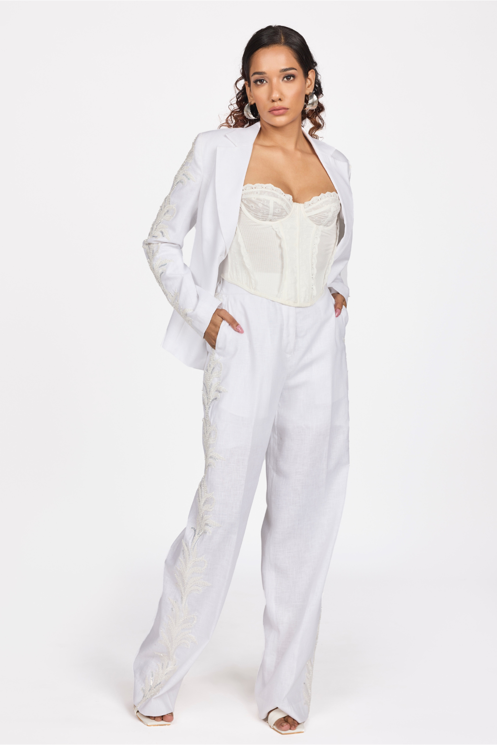 WHITE  EMBROIDERED PANT