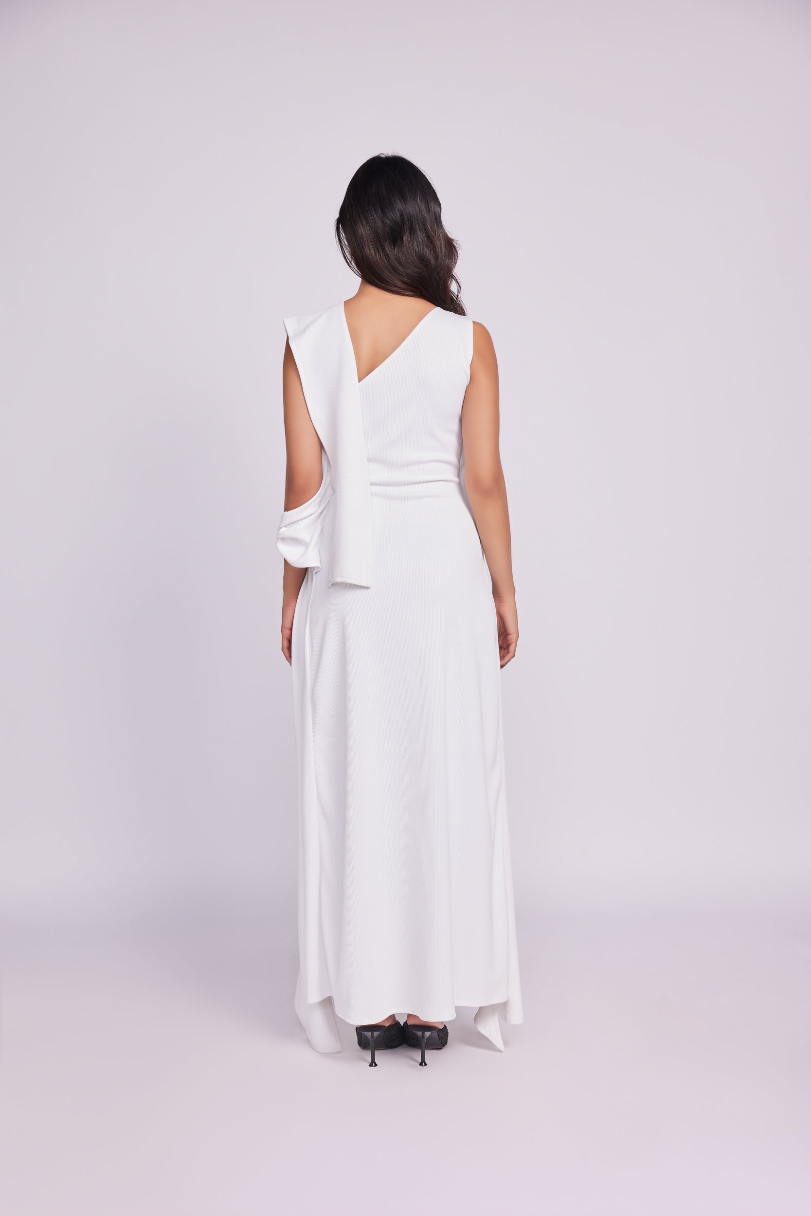 ONE SHOULDER WHITE DRESS